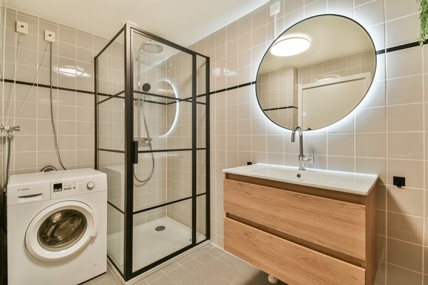 Photo - For rent: Jan van Schaffelaarplantsoen 17B, 1061 DL Amsterdam